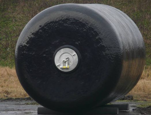 Amortisseur rempli de mousse de flottement adapté aux besoins du client avec le pneu et la chaîne