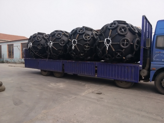 80kpa a professionnellement certifié les amortisseurs en caoutchouc pneumatiques de flottement durables de pneu pour le bateau et le bateau