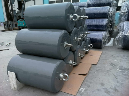 Polyuréthane EVA Filled Fender Foam Buoy pour le yacht et le bateau
