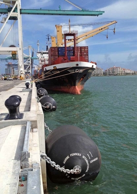 Polyurea enduisant Marine Floating EVA Fender Closed Cell de l'amarrage de haute qualité de bateau