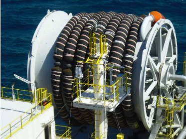 Marine Oil Hose renforcée avec des colliers d'emplacement à fixer avec la flottabilité supplémentaire