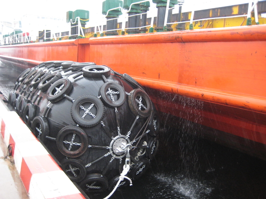 50kpa Marine Natural Rubber Fender pneumatique gonflable