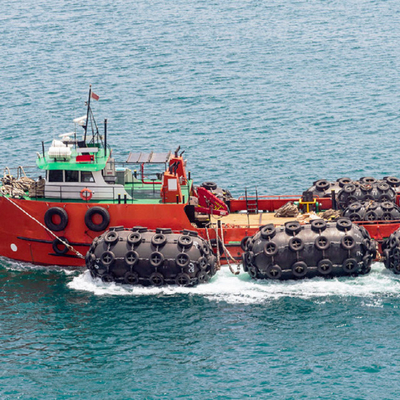 Type de flottement Marine Pneumatic Rubber Fender de Yokohama