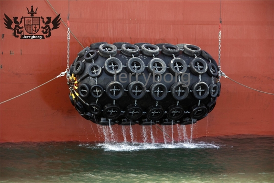 Fender japonais Yokohama type flottant Fender en caoutchouc pneumatique marine avec chaîne et pneu