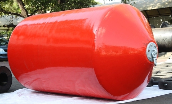 Fender en caoutchouc rempli de mousse marine en polyuréthane élastomère pour bateau et quai