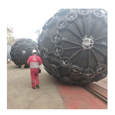 Fabrication en Chine Fender marine de type Yokohama avec filet à rouleaux en caoutchouc
