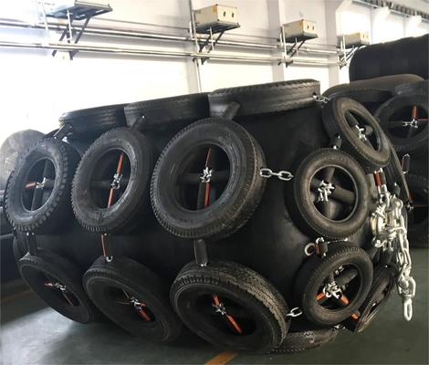 Pare-chocs en caoutchouc pneumatique pour la protection entre navires - certifié CCS/BV