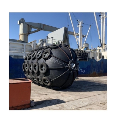 Fender/Bumper/Défense en caoutchouc marine pneumatique de type Yokohama avec chaîne et filet de pneus