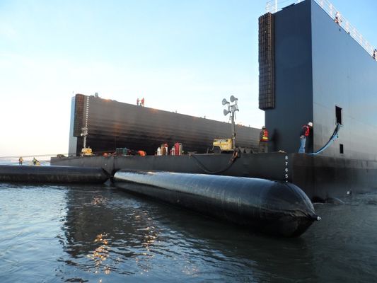 Airbag en caoutchouc de levage de récupération et de refloatation de flottabilité d'air pour la construction de dock