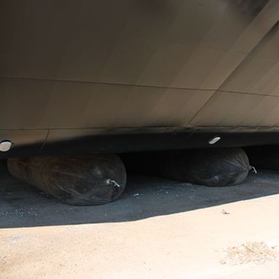 La Chine Marine Rubber Airbags professionnelle pour la récupération de levage de débarquement de lancement de bateau
