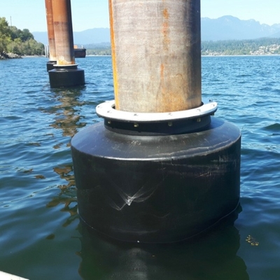 Amortisseur résistant de polyuréthane de la BV Marine Cell Fender For Berthing
