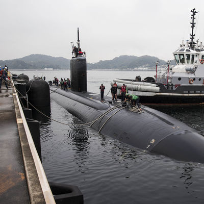 Amortisseur en caoutchouc pneumatique hydraulique de flottement sous-marin de sous-marin d'amortisseur