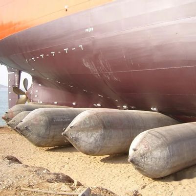 Bateau de levage de récupération sous-marine lançant l'airbag gonflable en caoutchouc pneumatique pour le bateau