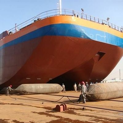 Le rouleau de lancement du caoutchouc naturel de bateau met en sac Marine Boat Airbag gonflable
