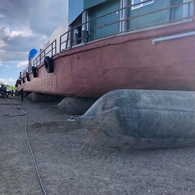 Le caoutchouc naturel Marine Airbag de flottement durable D0.8m*L12m pour le lancement de bateau et l'amarrage sec